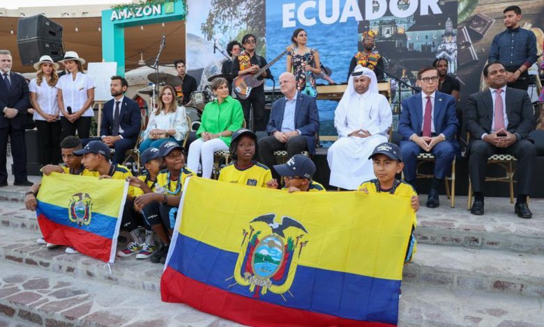بالفيديو.. جماهير الإكوادور تحتفل بالفوز على قطر بحفل موسيقي في كتارا