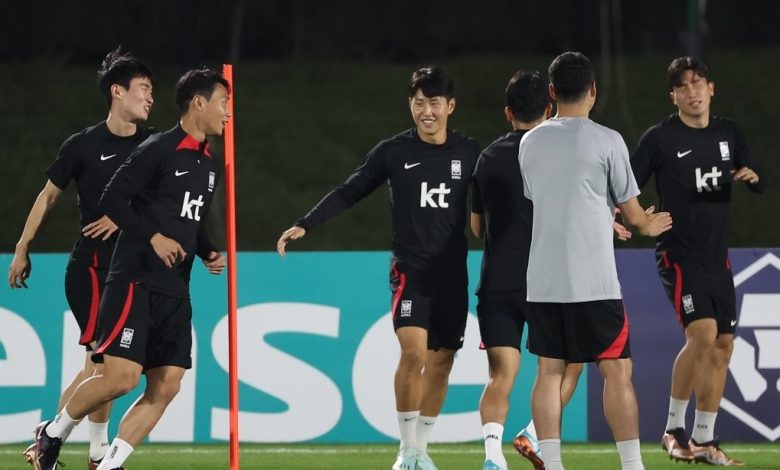 كوريا الجنوبية تؤدي تدريبها الأول في الدوحة استعدادا للمونديال