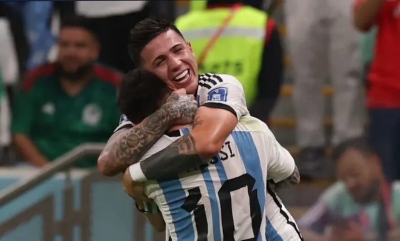 انقسام في تشيلسي بعد حملة يقودها فوفانا ضد إنزو فرنانديز