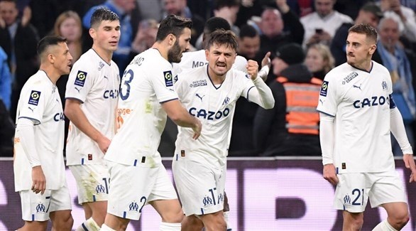 مارسيليا يحول تأخره إلى فوز كبير على لوريان 3-1 في الدوري الفرنسي