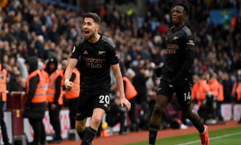 بالفيديو.. القمة لـ أرسنال مجددًا بعد سحق أستون فيلا 4-2بالدوري الانجليزي