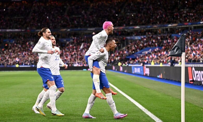 بالفيديو.. فرنسا تمطر شباك هولندا برباعية نظيفة بتصفيات كأس أمم أوروبا