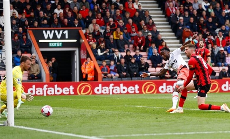 وست هام يسحق بورنموث 4-0 ويواصل الابتعاد عن منطقة الخطر