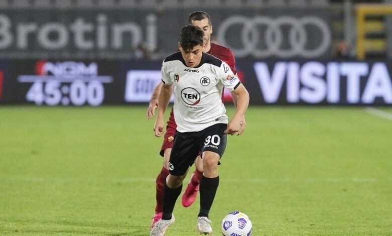 النصر الإماراتي يتعاقد مع الكولومبي كيفن أجوديلو