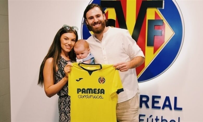 فياريال يضم مهاجم منتخب تشيلي «بن بريريتون»