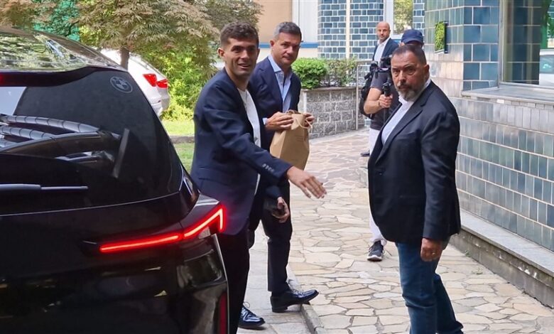 بوليسيتش يصل إلى إيطاليا لإتمام تعاقده مع ميلان