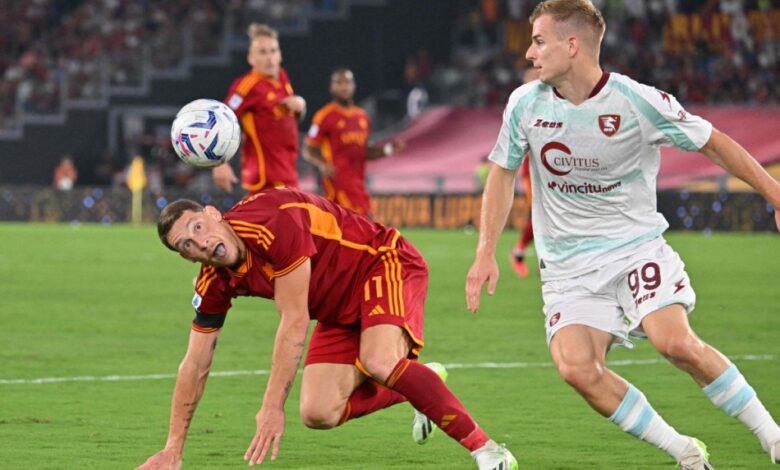 روما يفتتح مشواره بالدوري الإيطالي بالتعادل مع ساليرنيتانا 2-2