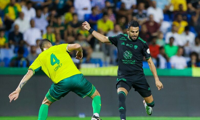 رونالدو ومحرز يتنافسان على جائزة أفضل لاعب في الشهر بالدوري السعودي