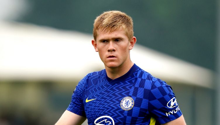 نيوكاسل يقترب من ضم لويس هول مقابل 28 مليون إسترليني