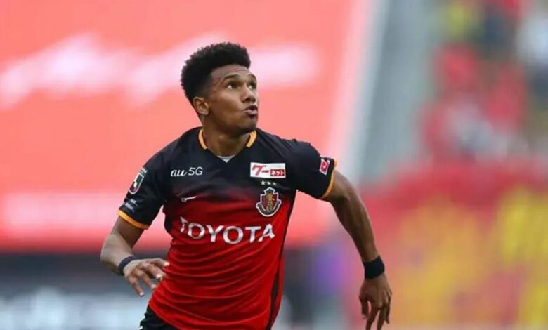 التعاون السعودي يعزز صفوفه بالتعاقد مع البرازيلي كاسترو