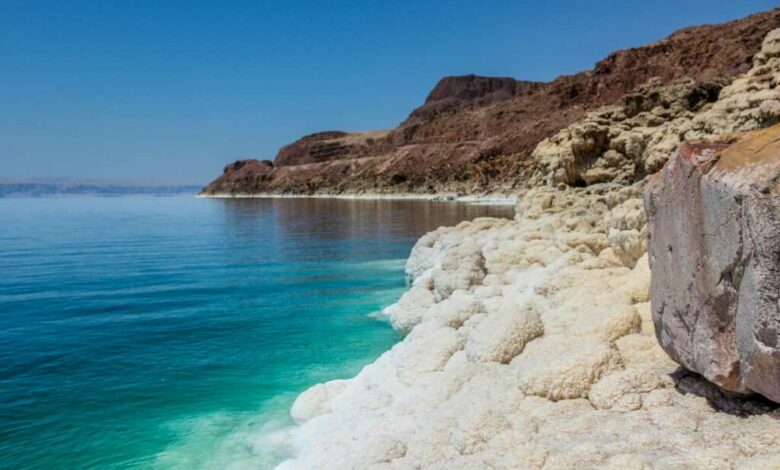 البحار الأكثر ملوحة في العالم.. استشفاء وفوائد صحية وأضرار تعرف عليها