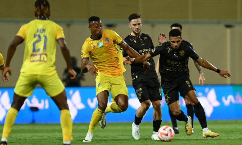 التعاون يقسو على الحزم 3-1 ويواصل مطارة الصدارة