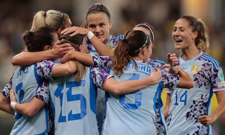 إسبانيا تفوز على السويد 3-2 في دوري أمم أوروبا للسيدات