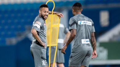 نيمار يشارك في تدريبات الهلال استعدادا لمواجهة الرياض