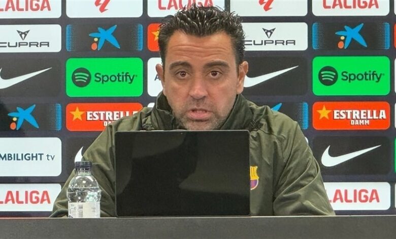 تشافي: ميسي يستحق الكرة الذهبية الثامنة