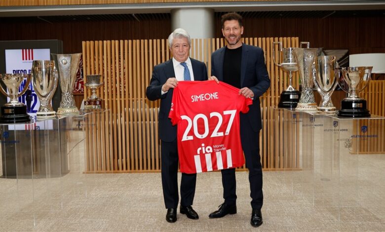 سيميوني يواصل مشواره مع أتلتيكو مدريد حتى 2027