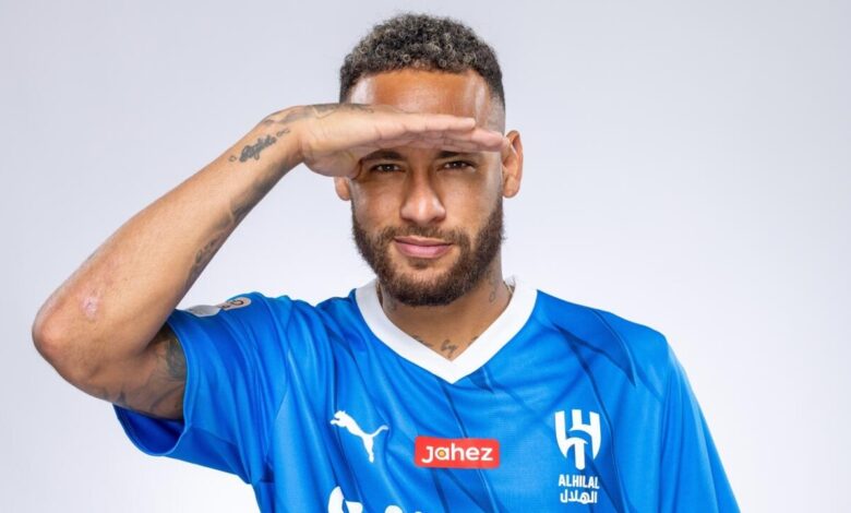 طبيب البرازيل: إصابة نيمار معقدة ويصعب التكهن بموعد عودته