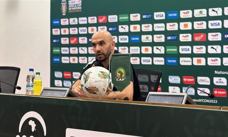 الركراكي يحذر لاعبي المغرب من الأخطاء أمام جنوب إفريقيا