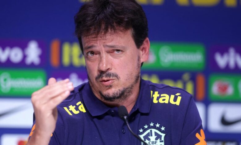 إقالة مدرب منتخب السامبا في أول قرار لرئيس الاتحاد بعد حكم العودة