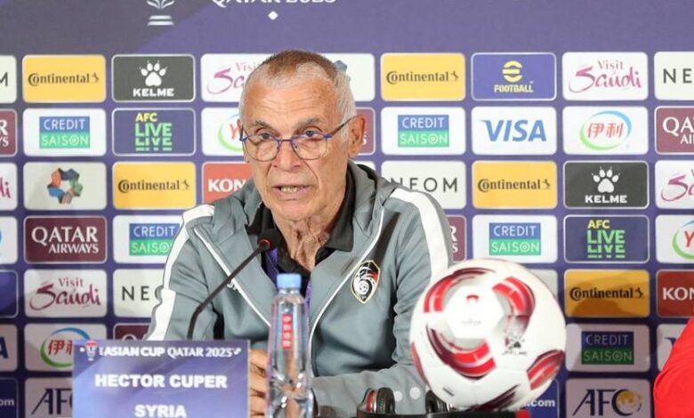 كوبر يلمح للبقاء في تدريب سوريا ويفتح الباب أمام عودة السومة