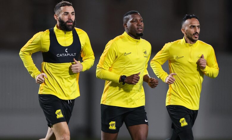 بنزيما يعود لتدريبات الاتحاد الجماعية