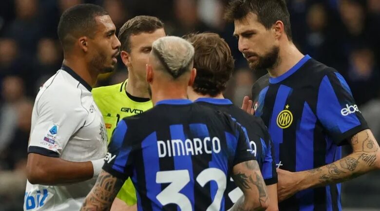 جيسوس يشعر بالمرارة والإحباط بسبب عدم معاقبة أتشيربي