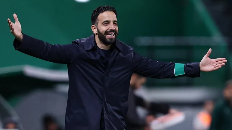 مدرب لشبونة يقترب من خلافة كلوب في ليفربول.. اتفاق شفهي