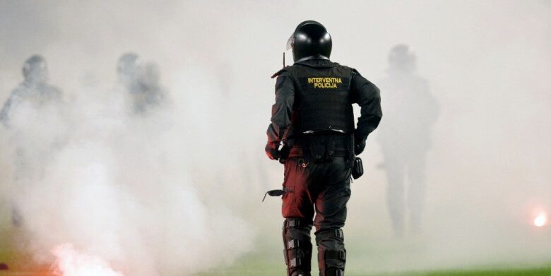 الاتحاد الكرواتي يدين أحداث مباراة قبل نهائي الكأس