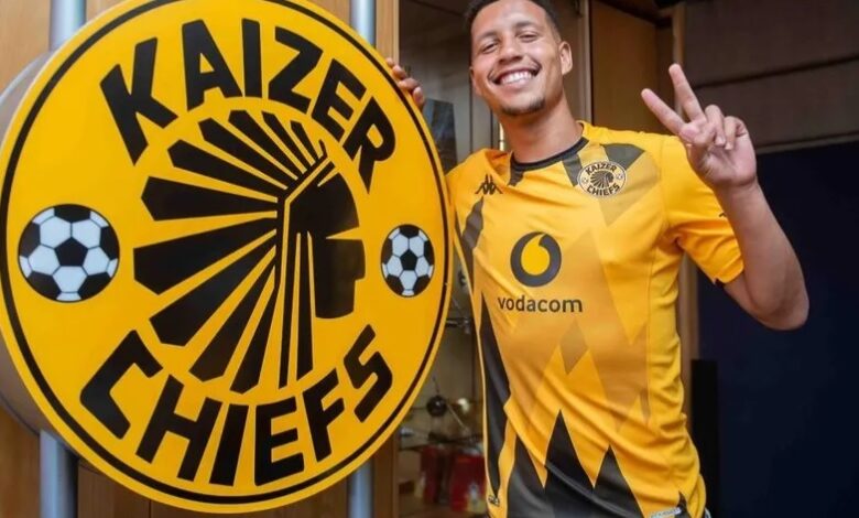 مقتل لوك فلورز مدافع كايزر تشيفز بالرصاص في عملية سطو مسلح