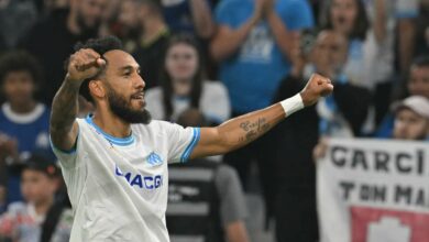 أوباميانج يفوز بجائزة أفضل لاعب إفريقي بالدوري الفرنسي