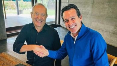 أستون فيلا يجدد عقد إيمري 5 سنوات