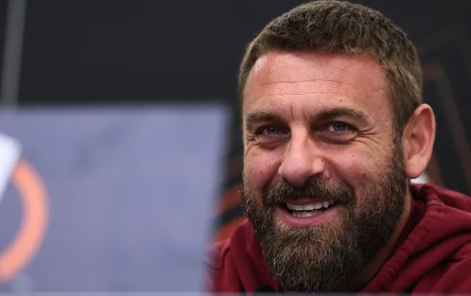 دي روسي: مواجهة ليفركوزن صعبة والمفاجآت واردة