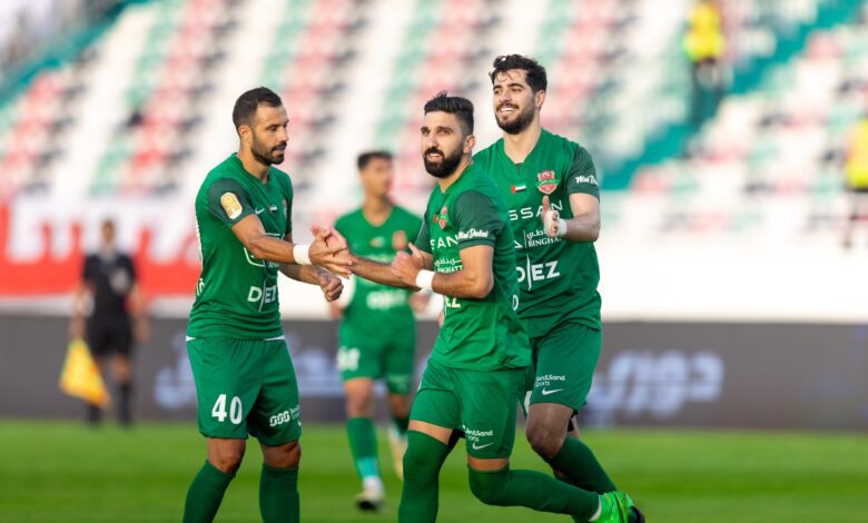 شباب الأهلي يواصل نتائجه الإيجابية ويتغلب على الإمارات 3-2