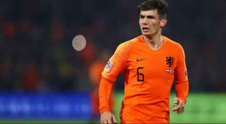 الإصابة تحرم دي رون من المشاركة في اليورو