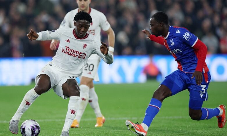 كريستال بالاس يقسو على مانشستر يونايتد برباعية مع الرأفة