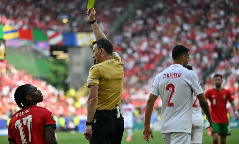 البطاقات الصفراء تحرم 10 لاعبين من المشاركة في ثمن نهائي اليورو