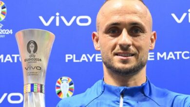 لوبوتكا يفوز بجائزة أفضل لاعب في مباراة سلوفاكيا ورومانيا