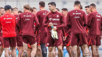 ليفاندوفسكي يعود للتدريبات الجماعية استعدادا لمواجهة النمسا الحاسمة